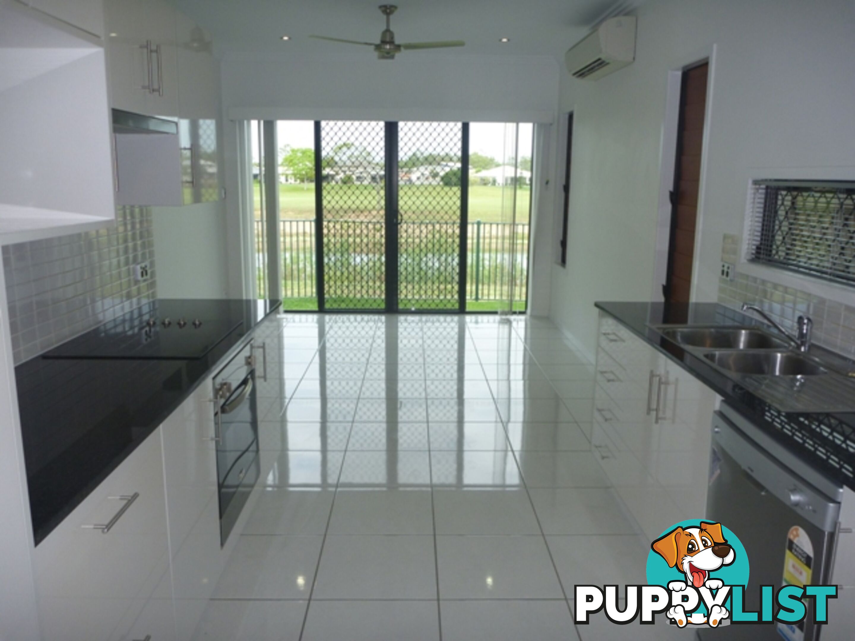 972 Green Tee Terrace KIRWAN QLD 4817