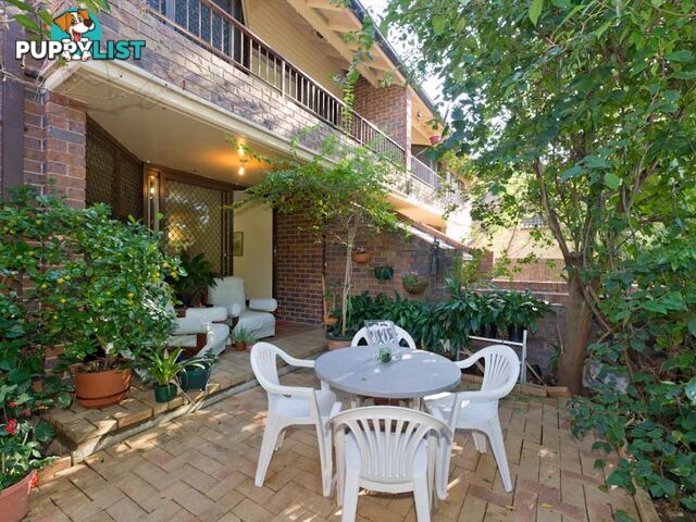 22 Carr St ST LUCIA QLD 4067