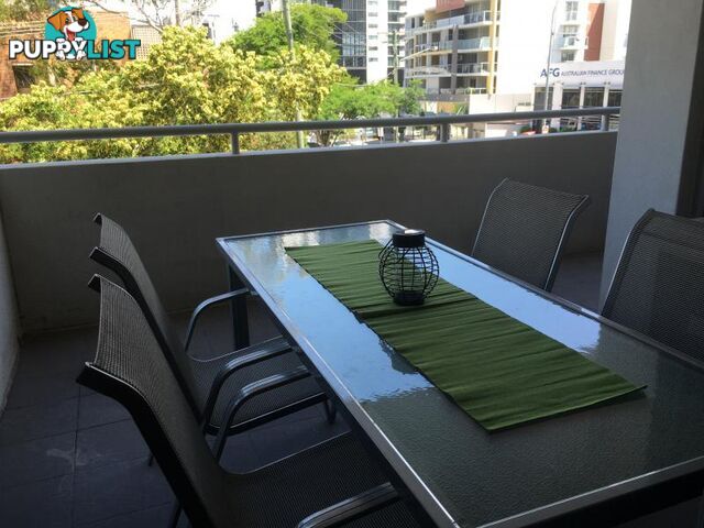 S06/8 Cordelia st SOUTH BRISBANE QLD 4101