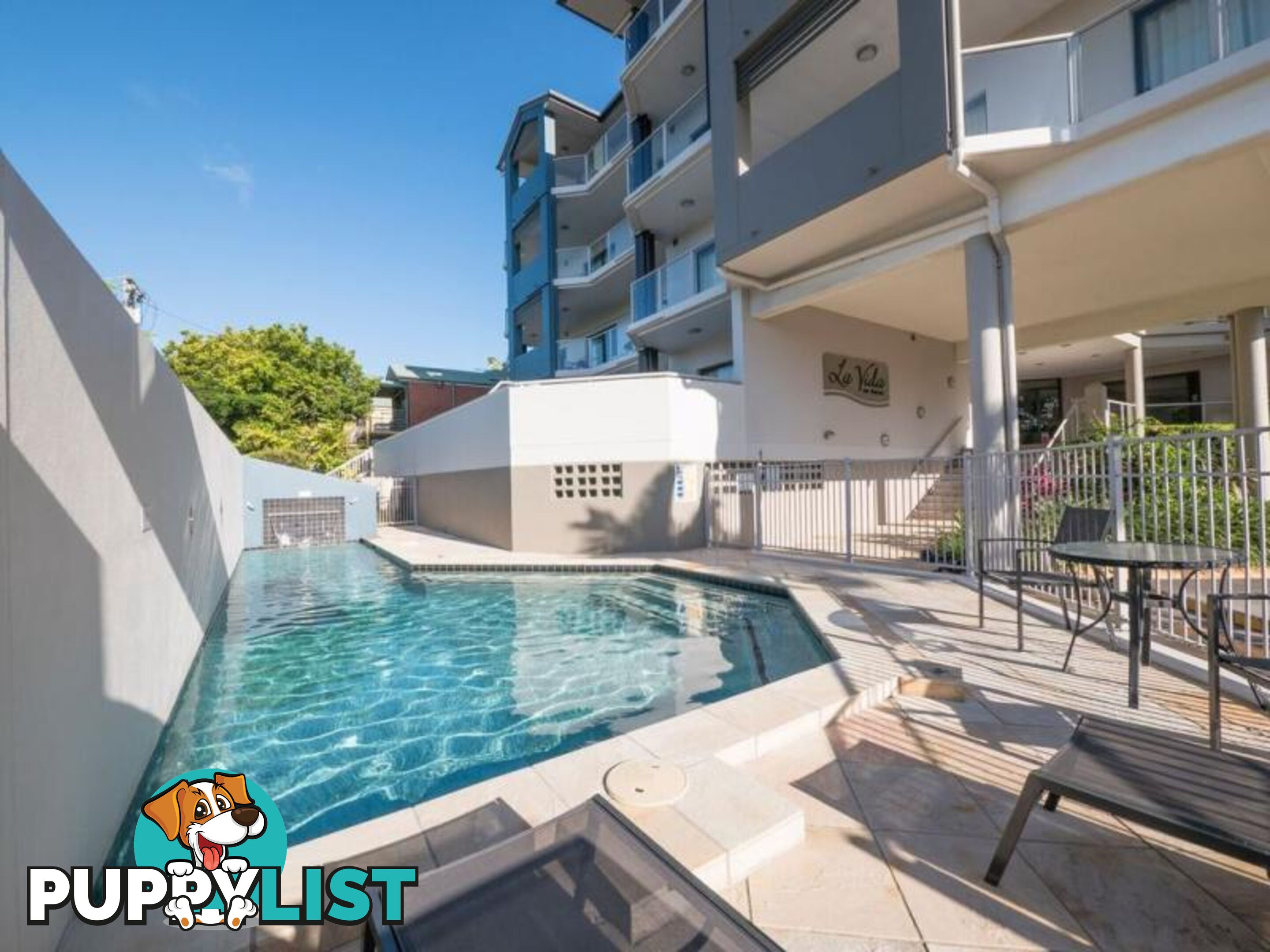 2/41 Anzac Avenue REDCLIFFE QLD 4020