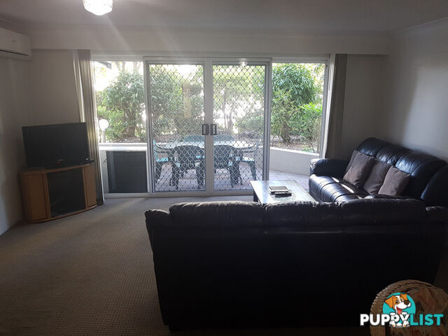 21/ 37 Bayview street RUNAWAY BAY QLD 4216