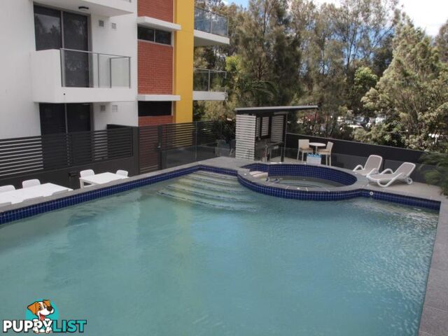 426/33 Lakefront Crescent VARSITY LAKES QLD 4227