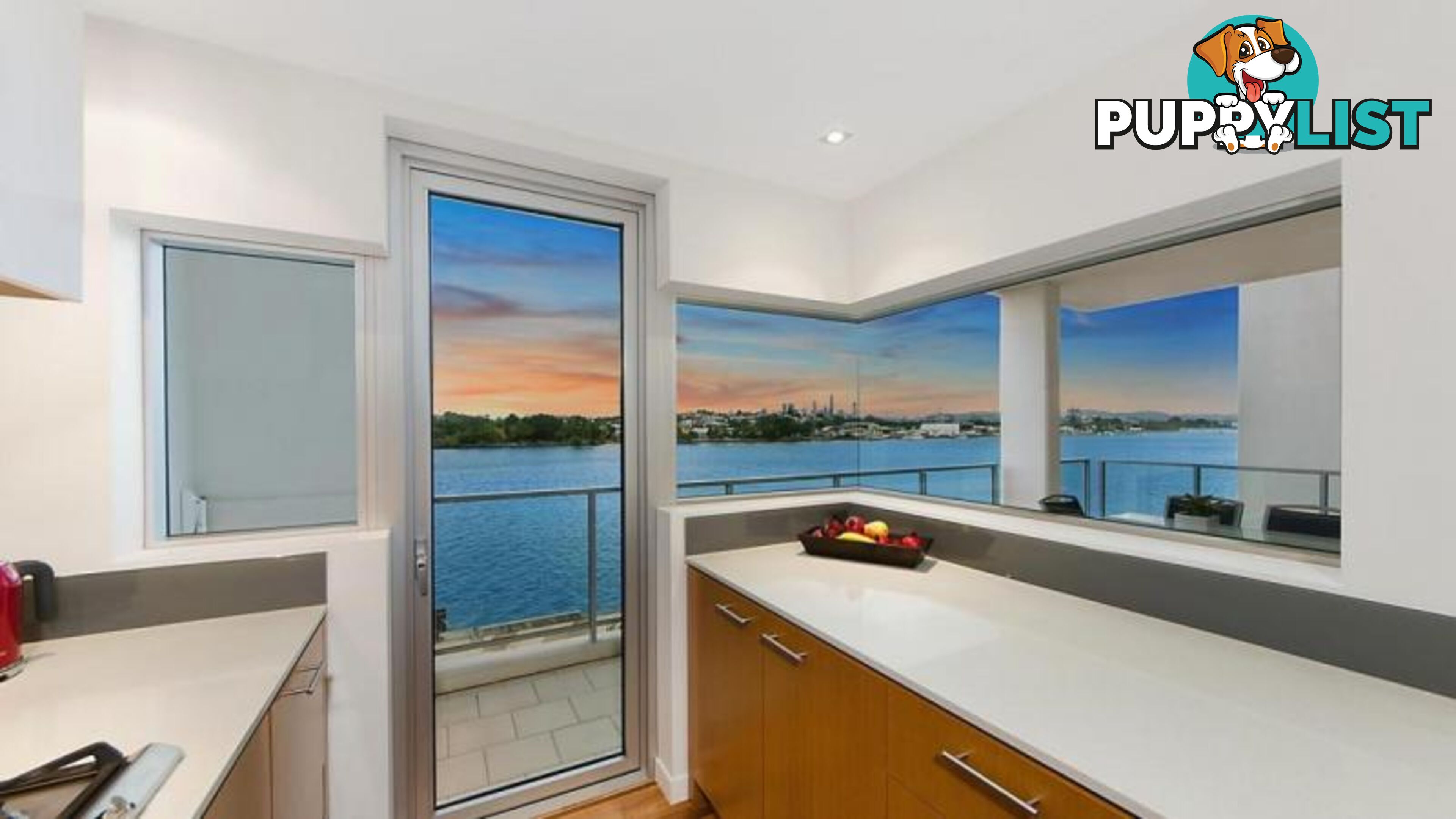 147/37 Harbour Road HAMILTON QLD 4007