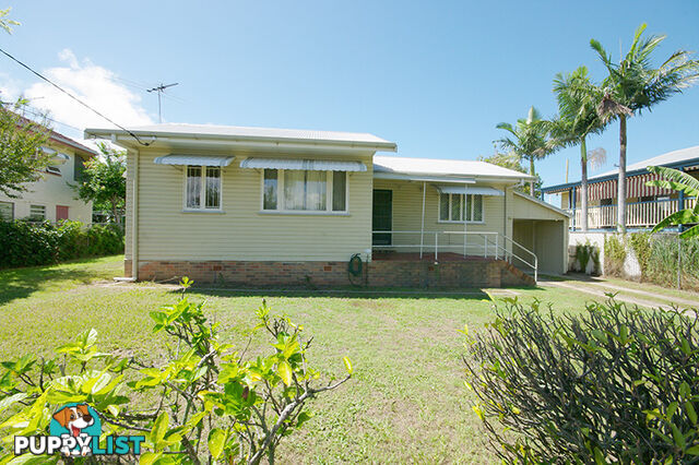 176 Oxley Avenue WOODY POINT QLD 4019