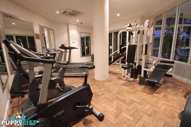 2054/2633 Gold Coast Highway BROADBEACH QLD 4218