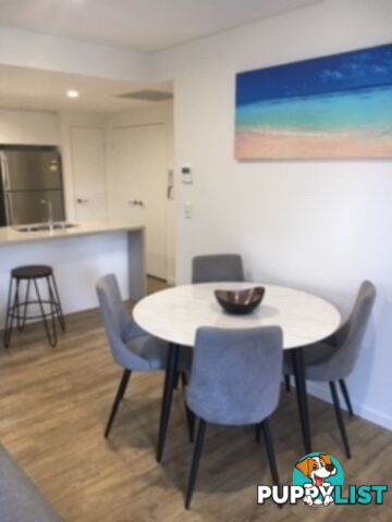 251/33 Lakefront Crescent VARSITY LAKES QLD 4227