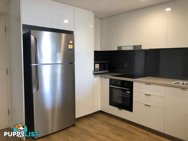 251/33 Lakefront Crescent VARSITY LAKES QLD 4227