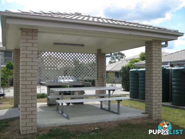 26/15 workshops st BRASSALL QLD 4305