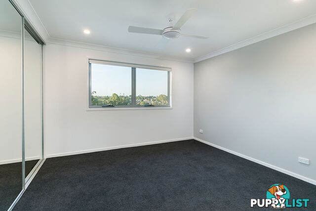 32/18 Bendena Terrace CARINA HEIGHTS QLD 4152