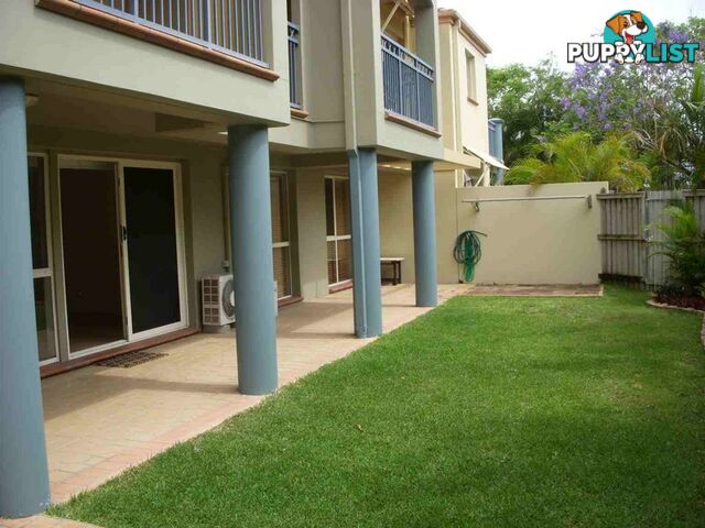 82-86 Limetree Parade RUNAWAY BAY QLD 4216