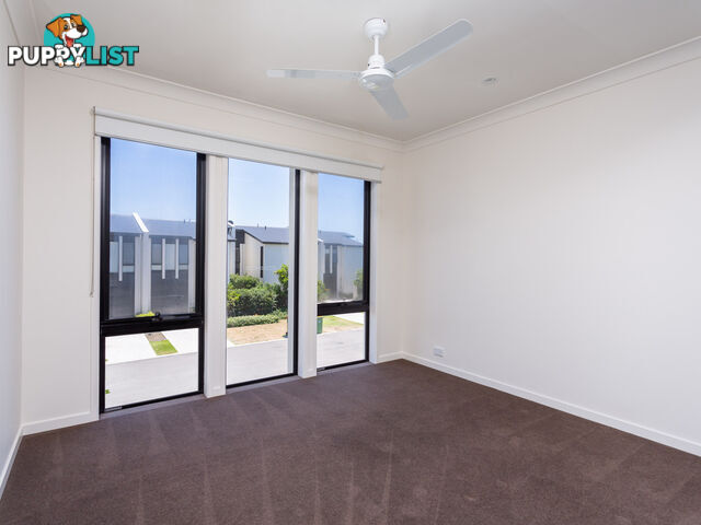 126 Marina Quays Boulevard HOPE ISLAND QLD 4212