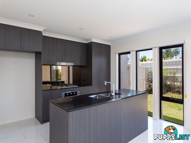 126 Marina Quays Boulevard HOPE ISLAND QLD 4212