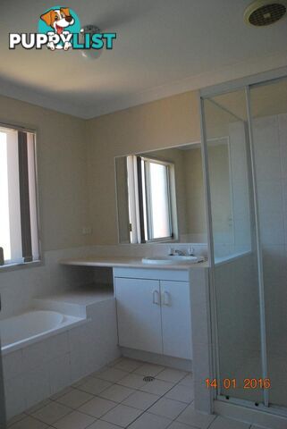 34/122 Johnson Road HILLCREST QLD 4118