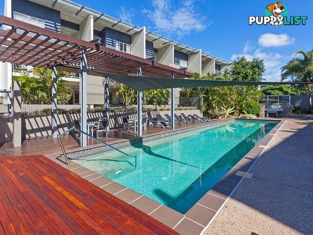 18 Ferry Lane BULIMBA QLD 4171