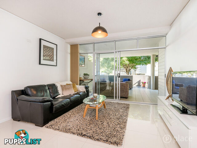 18 Ferry Lane BULIMBA QLD 4171