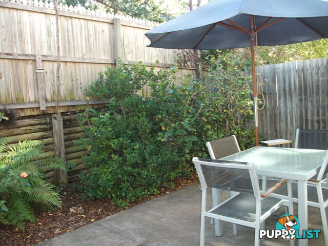 15 Daisy Hill Road DAISY HILL QLD 4127