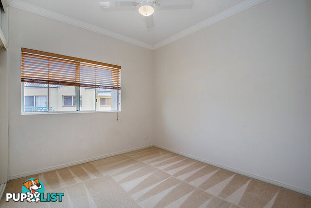 13/82 Limetree Parade RUNAWAY BAY QLD 4216