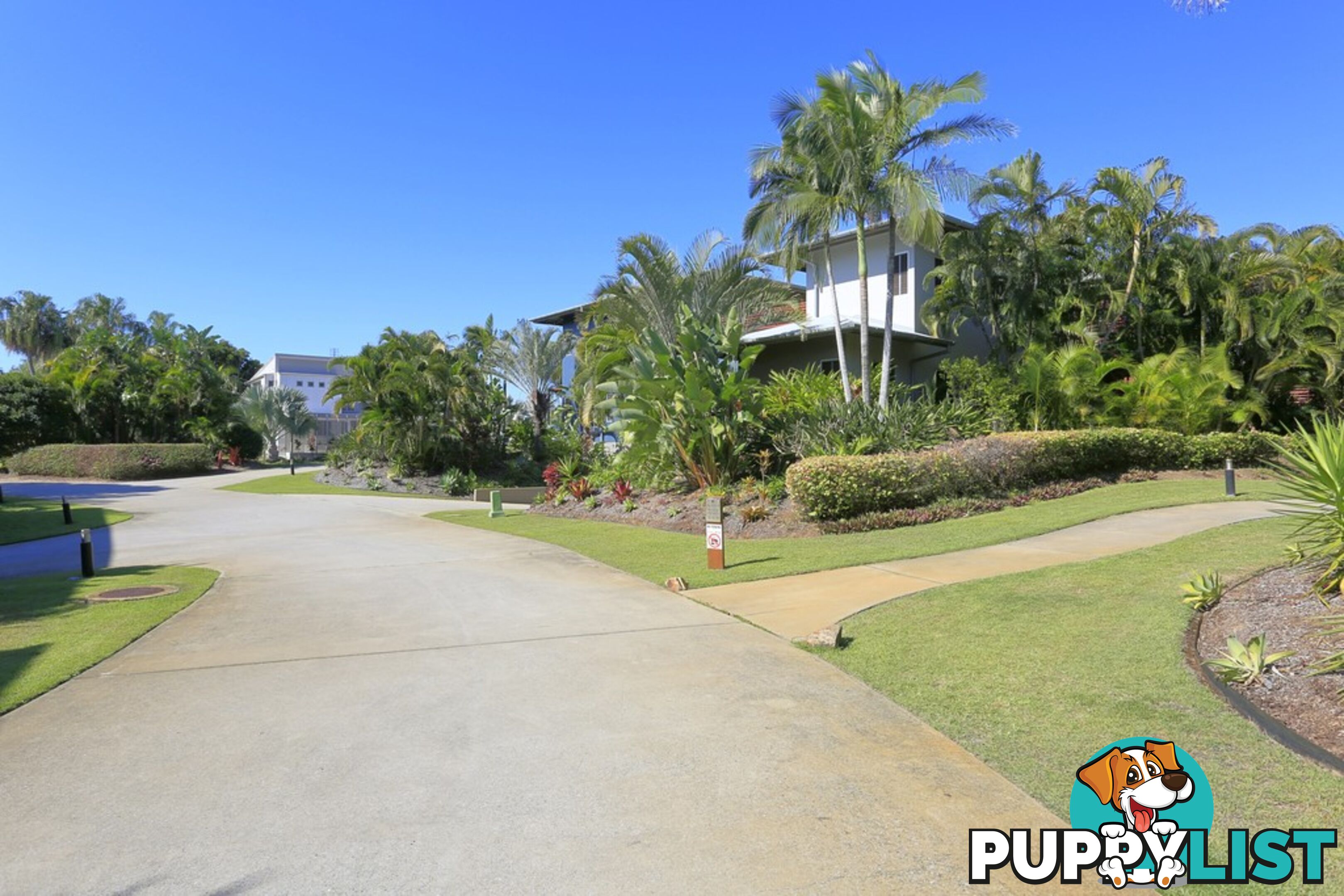 18/10 Ocean Beach Drive AGNES WATER QLD 4677