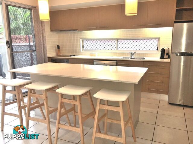 18/10 Ocean Beach Drive AGNES WATER QLD 4677