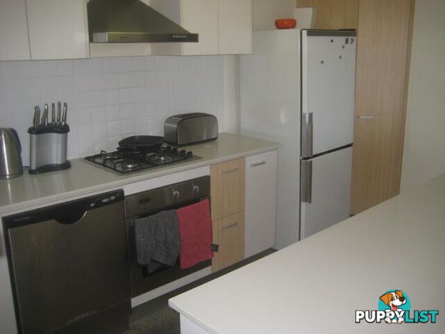 S03/8 Cordelia st SOUTH BRISBANE QLD 4101