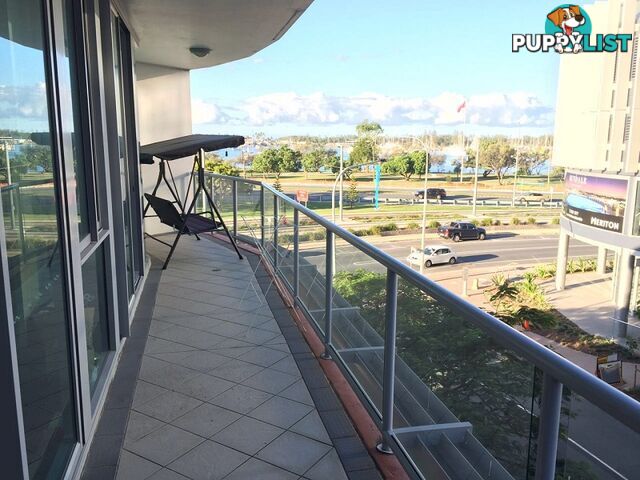 515A/1 Como Crescent SOUTHPORT QLD 4215