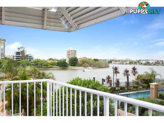 64 Thorn Street KANGAROO POINT QLD 4169