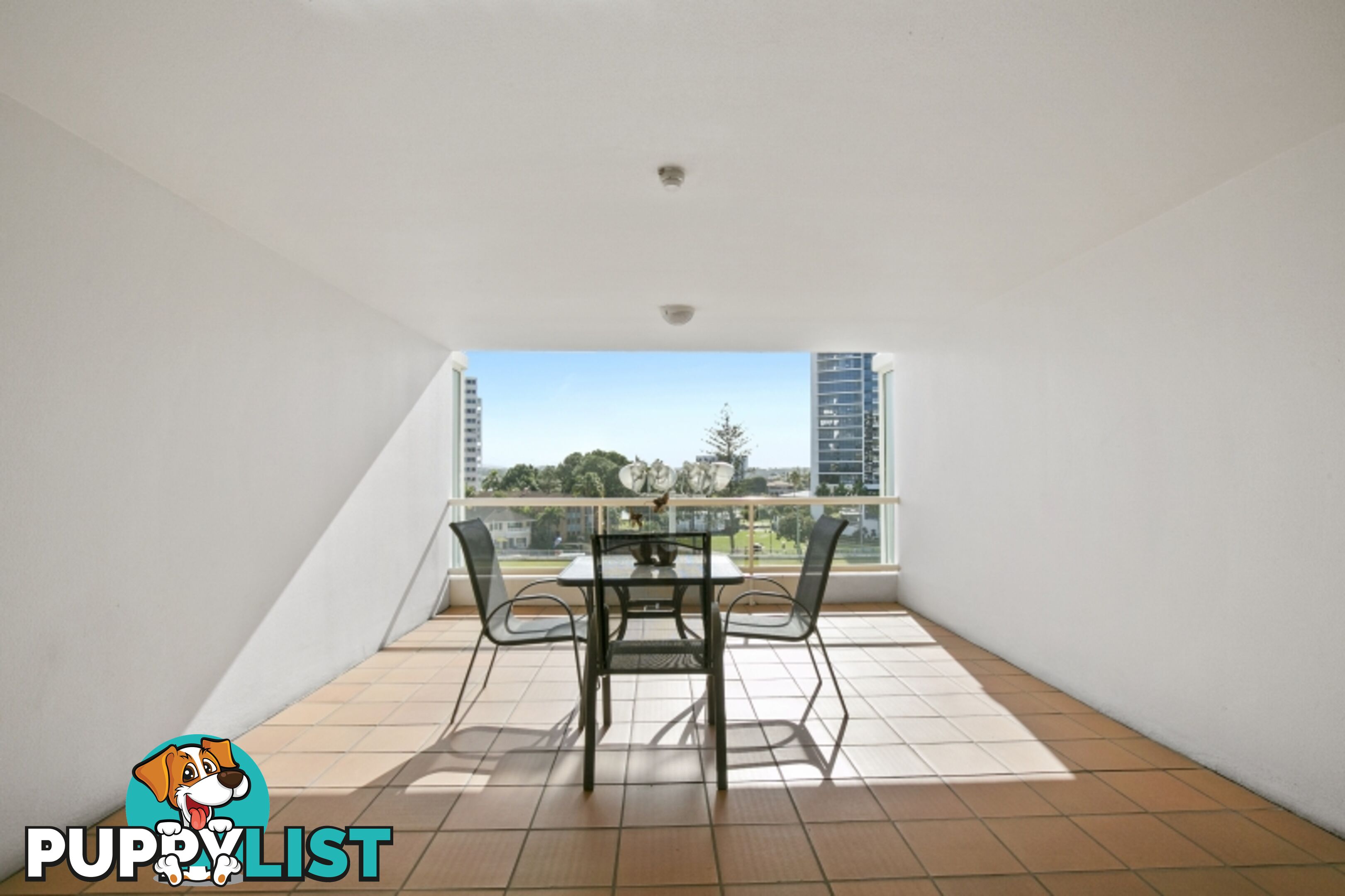 70 Remembrance Drive SURFERS PARADISE QLD 4217