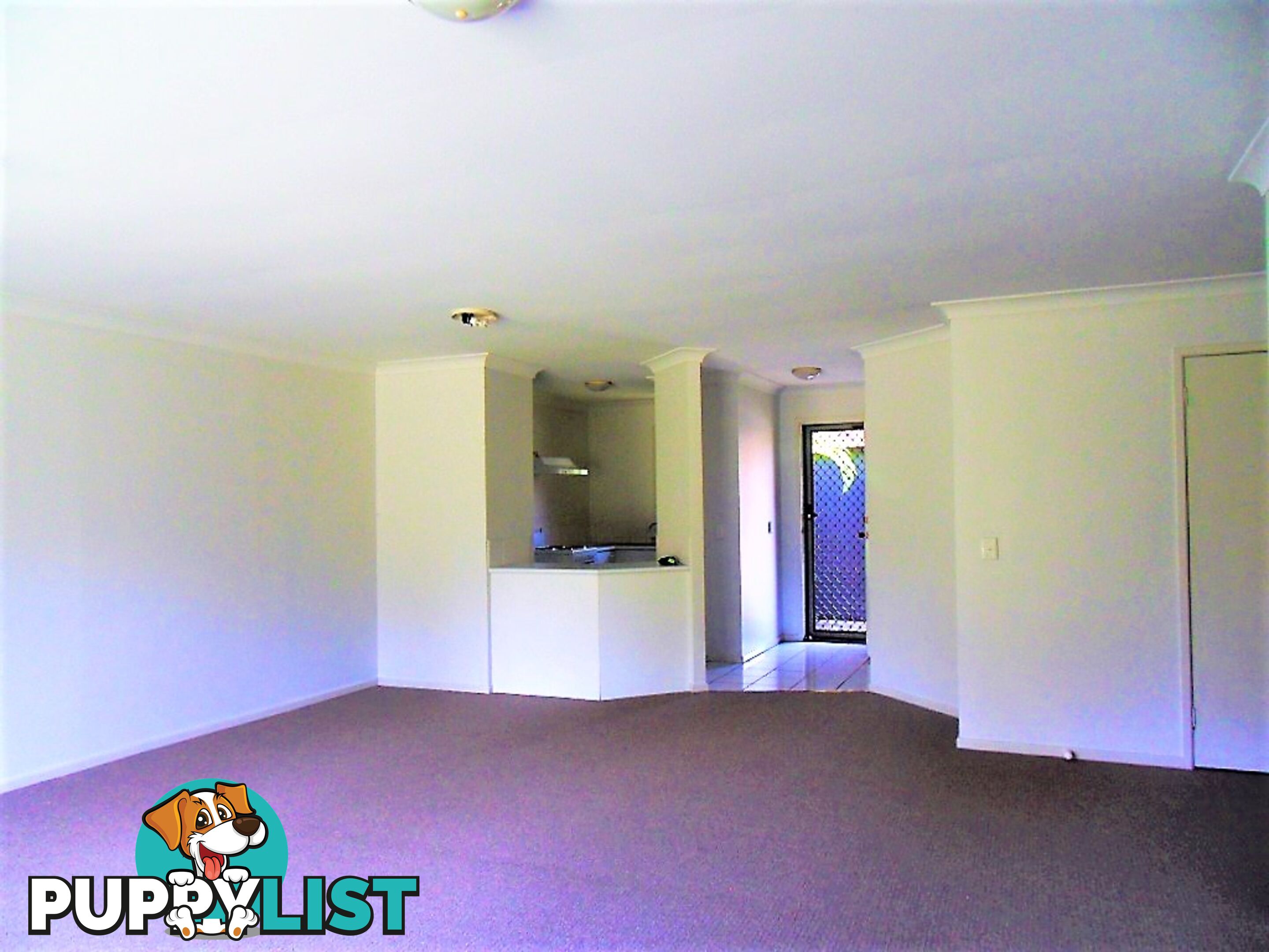 23/11 Waterford Court BUNDALL QLD 4217