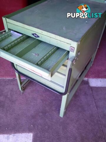 BAC Systems Mobile 4 Drawer Tool Trolley. 2 Drawer Cabinet $175