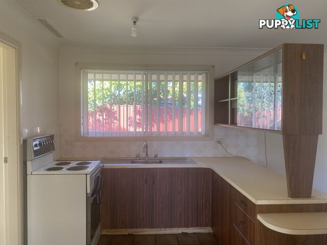 2/8 Hinton Drive` GUNNEDAH NSW 2380