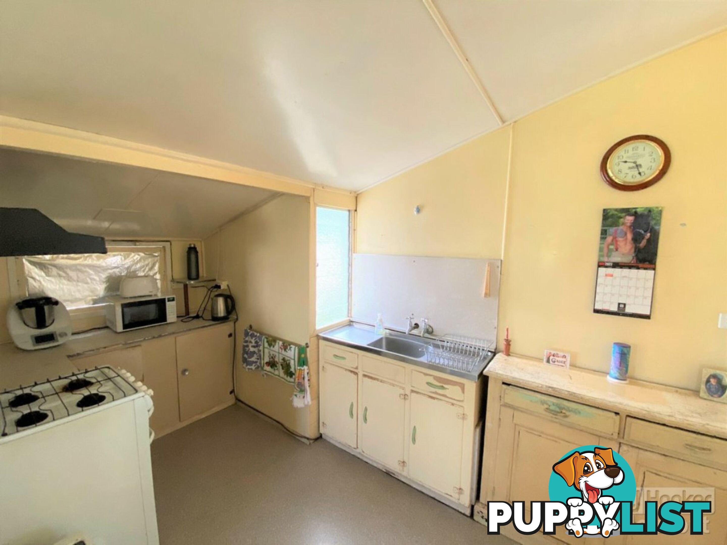 22 Beatty Street CLERMONT QLD 4721