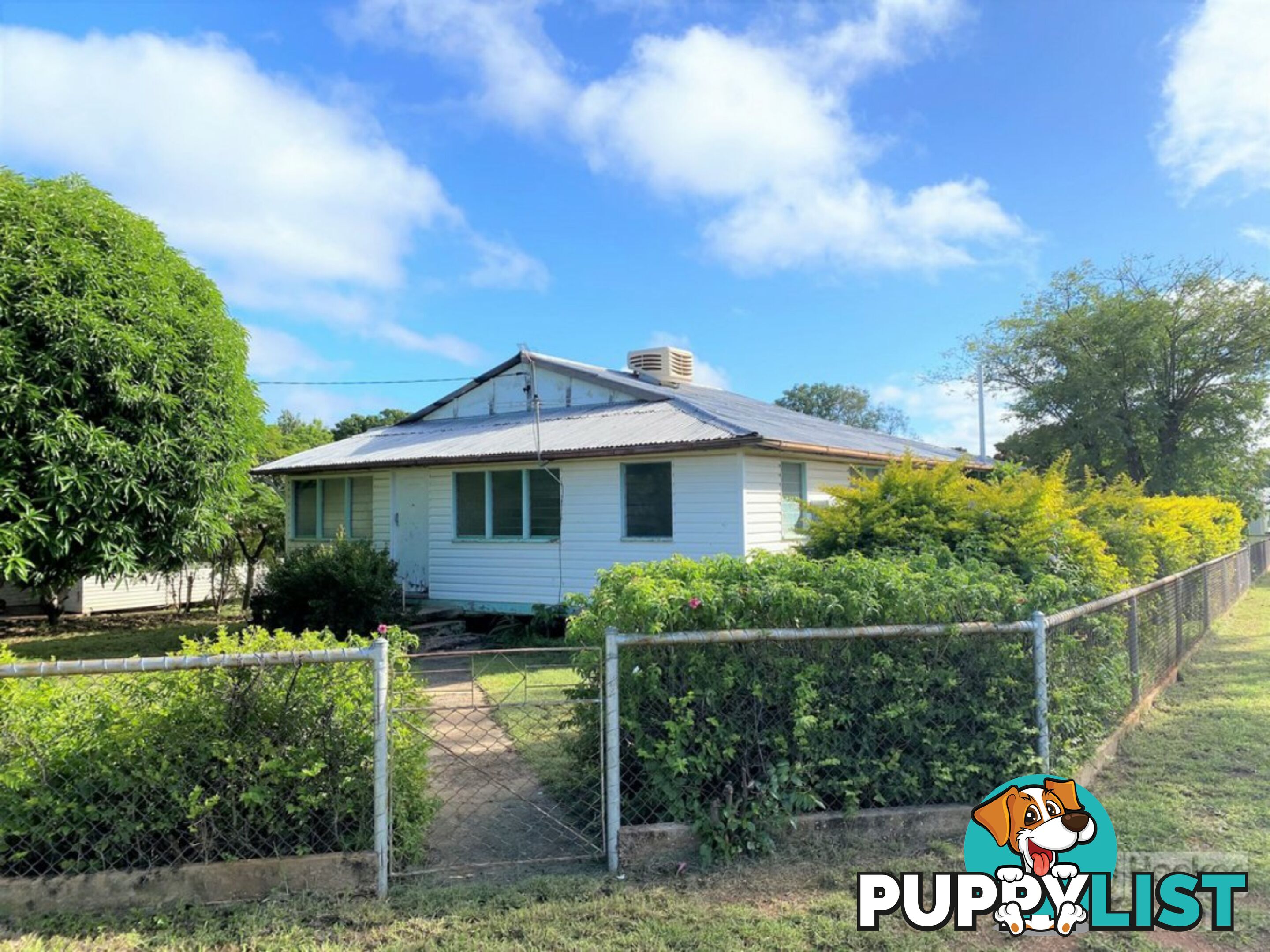 22 Beatty Street CLERMONT QLD 4721