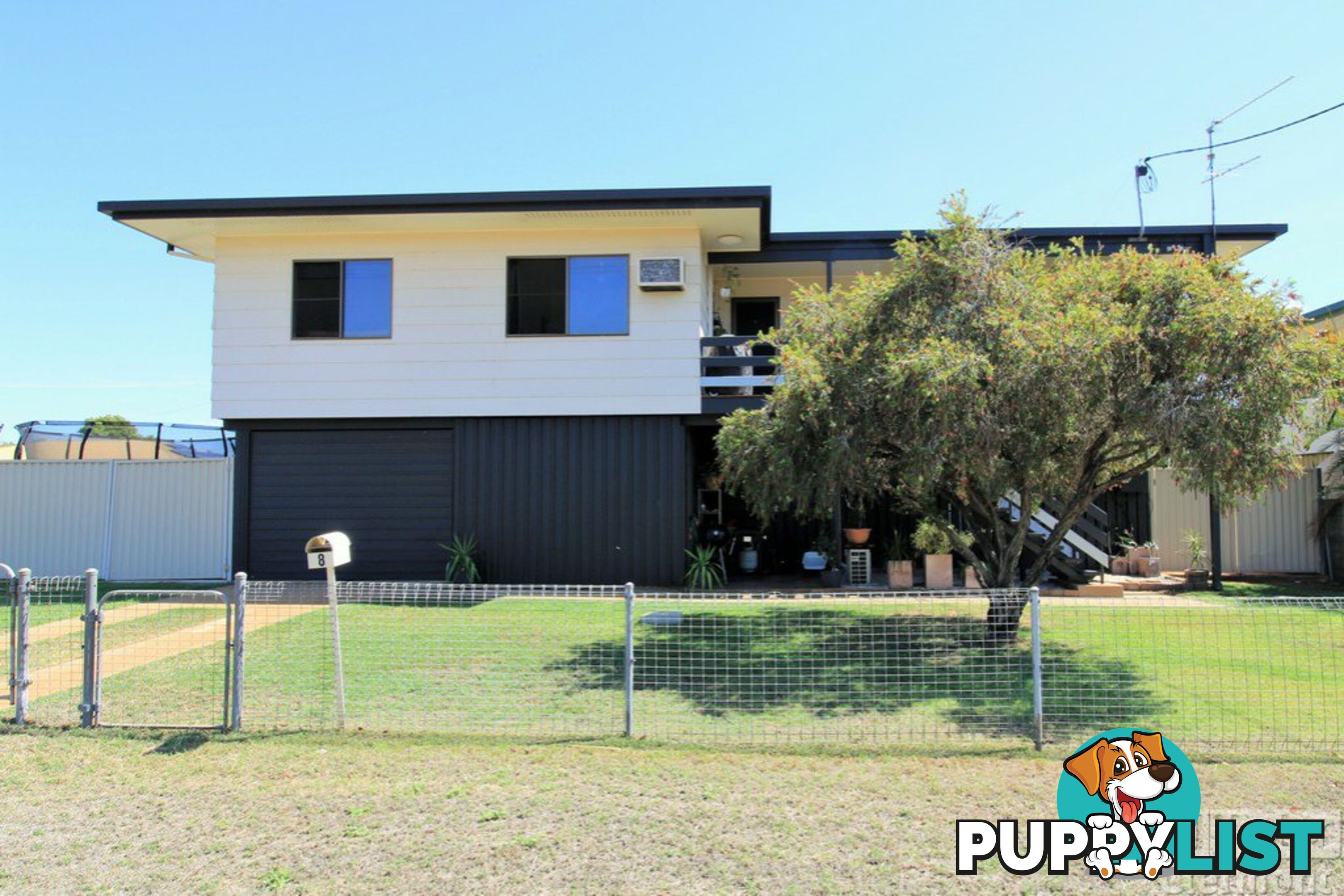 8 Mimosa Street CLERMONT QLD 4721