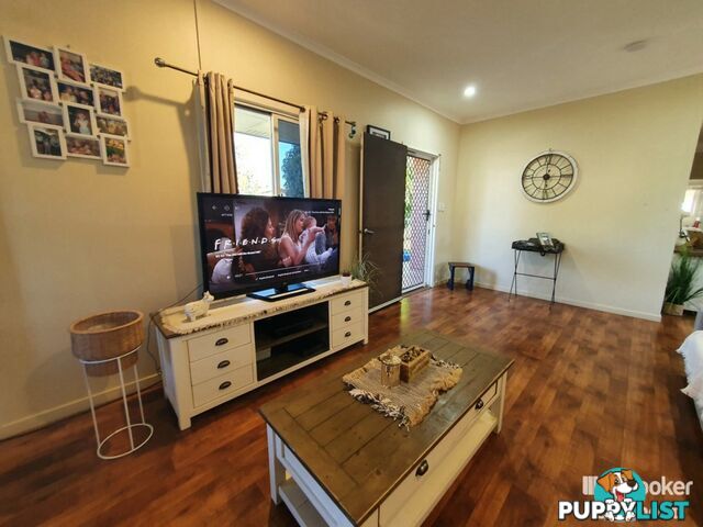 1 Lester Court CLERMONT QLD 4721