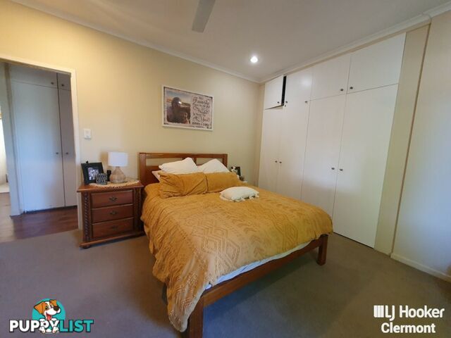 1 Lester Court CLERMONT QLD 4721