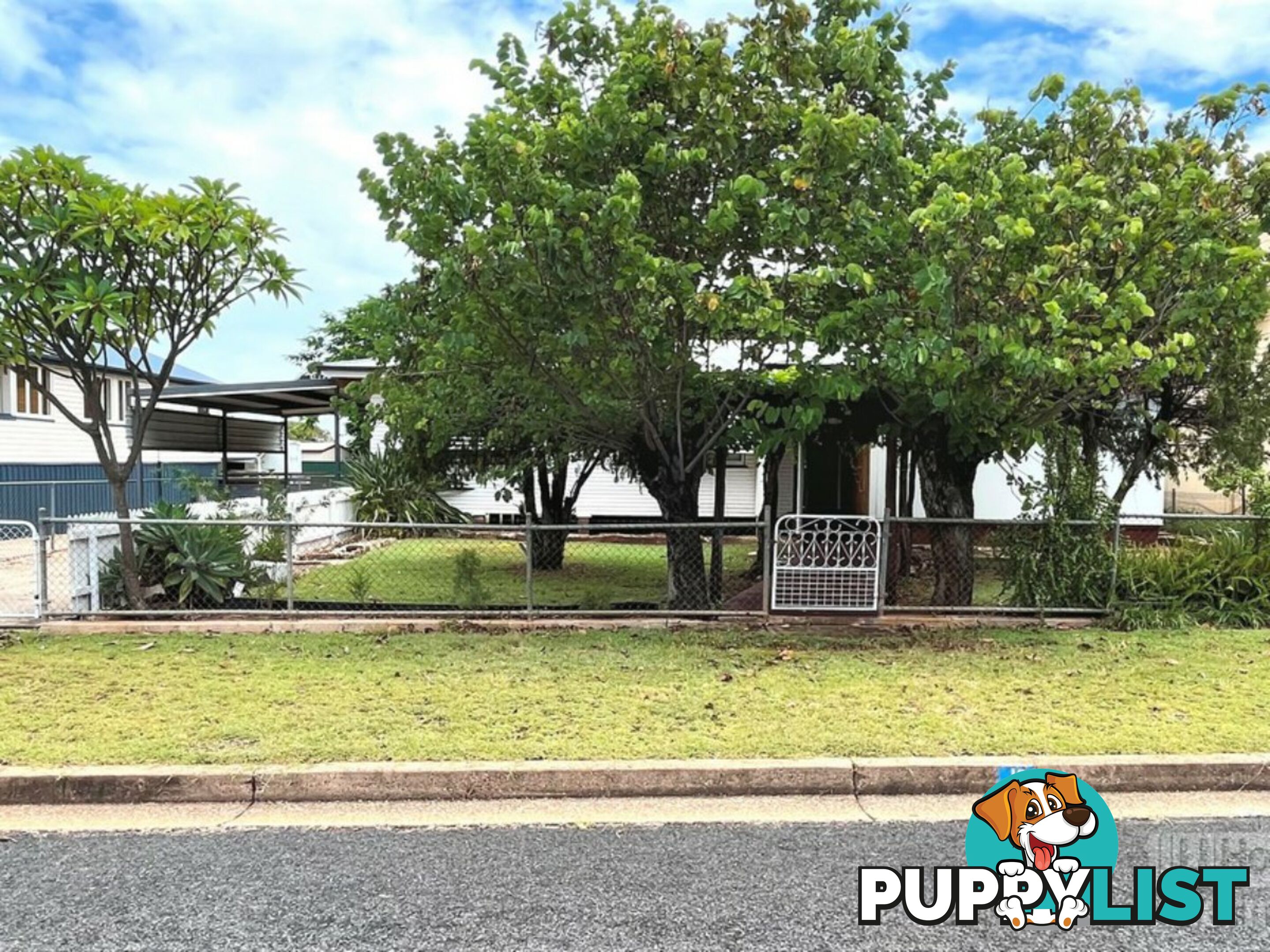 10 Kitchener Street CLERMONT QLD 4721