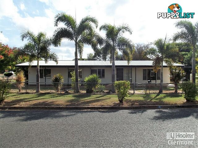 72 Capricorn Street CLERMONT QLD 4721