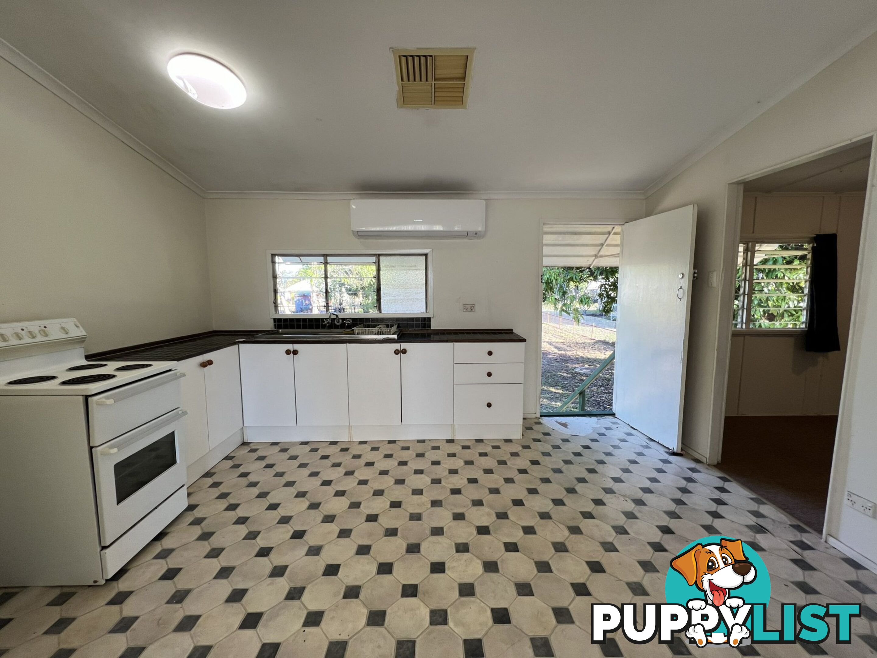 7 French Street CLERMONT QLD 4721