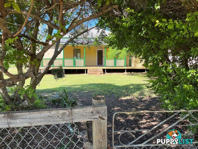 25 Mimosa Street CLERMONT QLD 4721