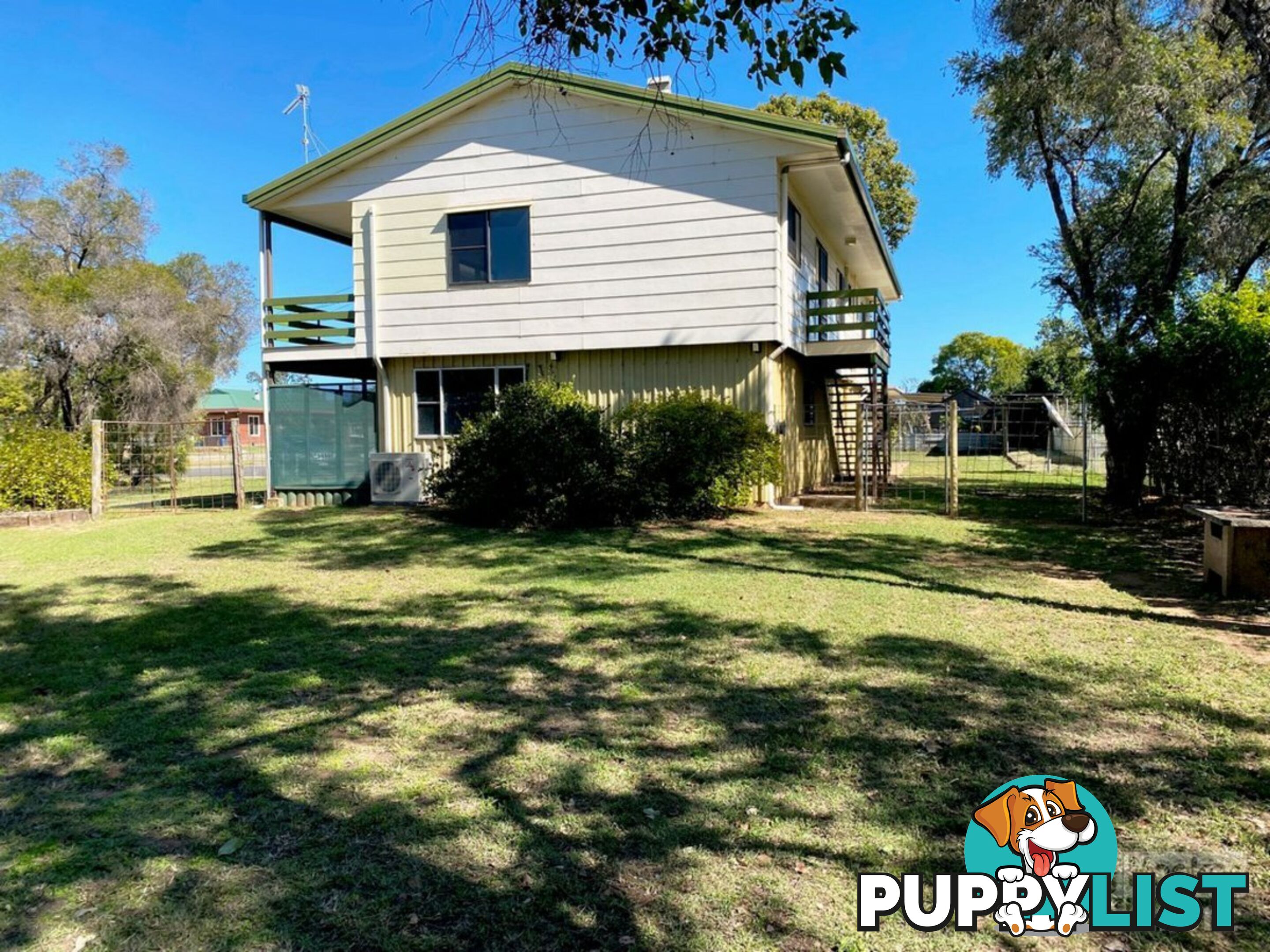 4 Lester Court CLERMONT QLD 4721