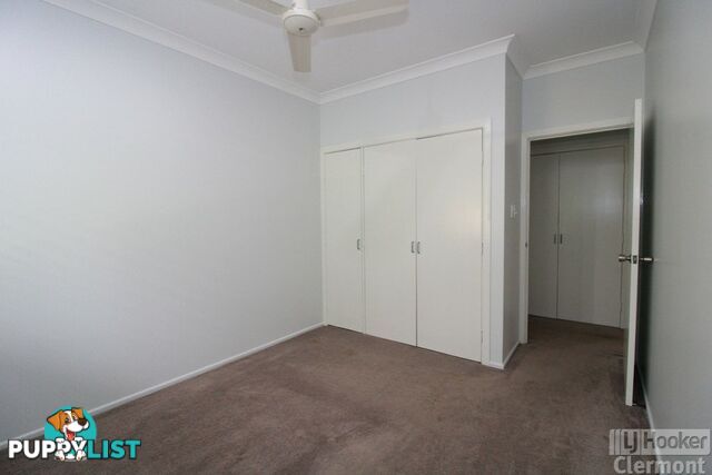 4 East Street CLERMONT QLD 4721