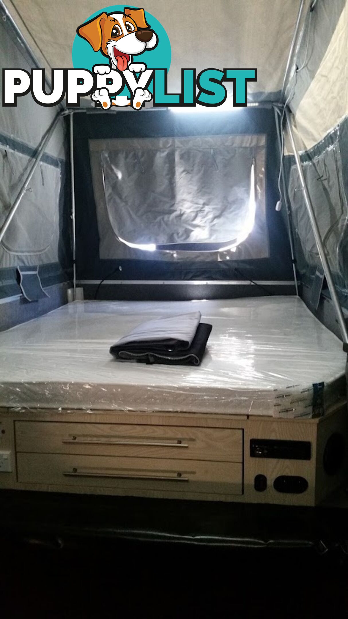 2019 Mars Rover Deluxe Rearfold hard floor. (only used 5 times)