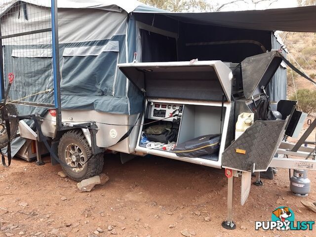 2019 Mars Rover Deluxe Rearfold hard floor. (only used 5 times)