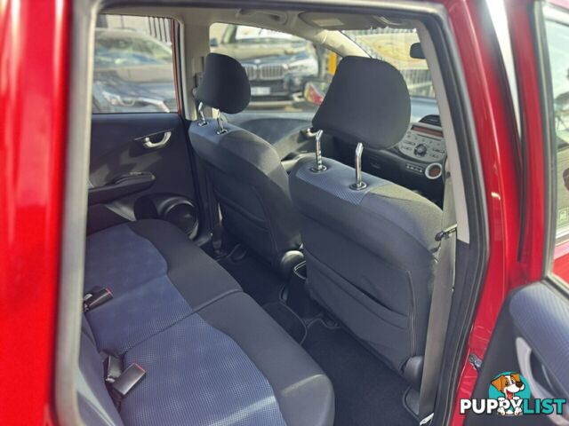 2013 Honda Jazz Vibe GE MY12 Update Hatchback