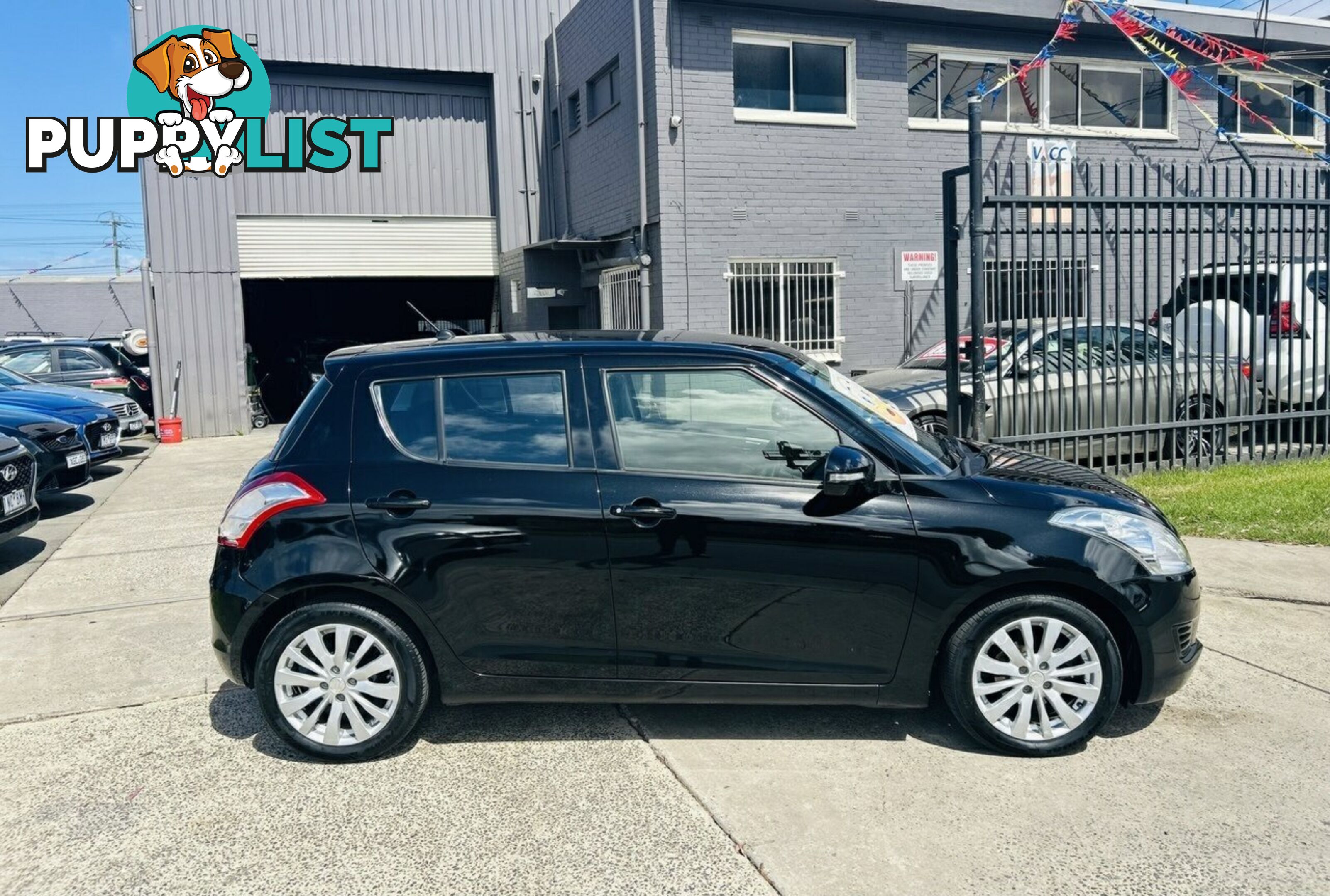 2013 Suzuki Swift GLX FZ Hatchback