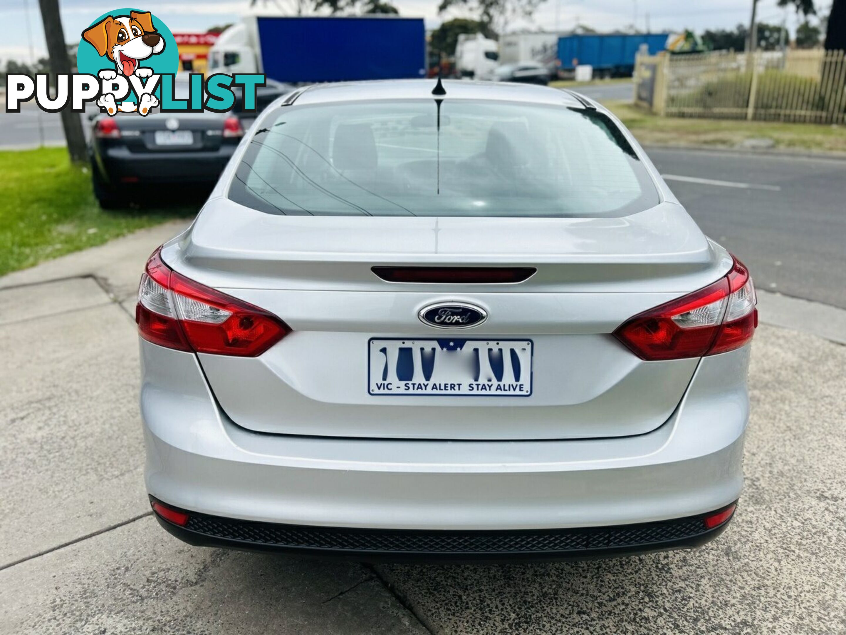 2012 Ford Focus Ambiente LW Sedan