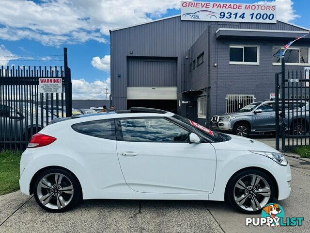 2012 Hyundai Veloster + FS MY13 Coupe