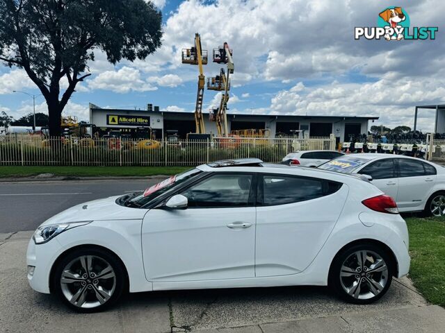 2012 Hyundai Veloster + FS MY13 Coupe