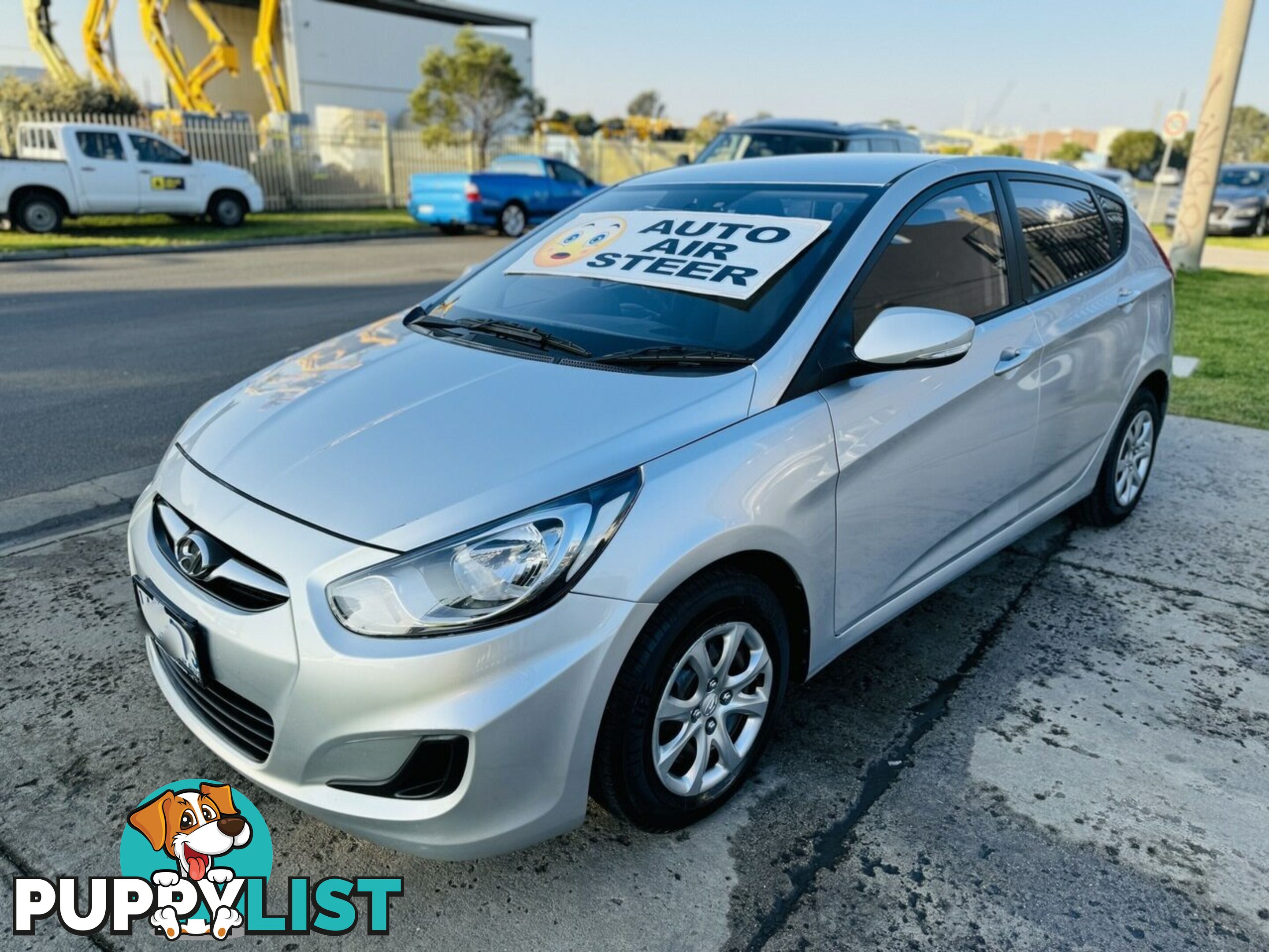 2013 Hyundai Accent Active RB Hatchback