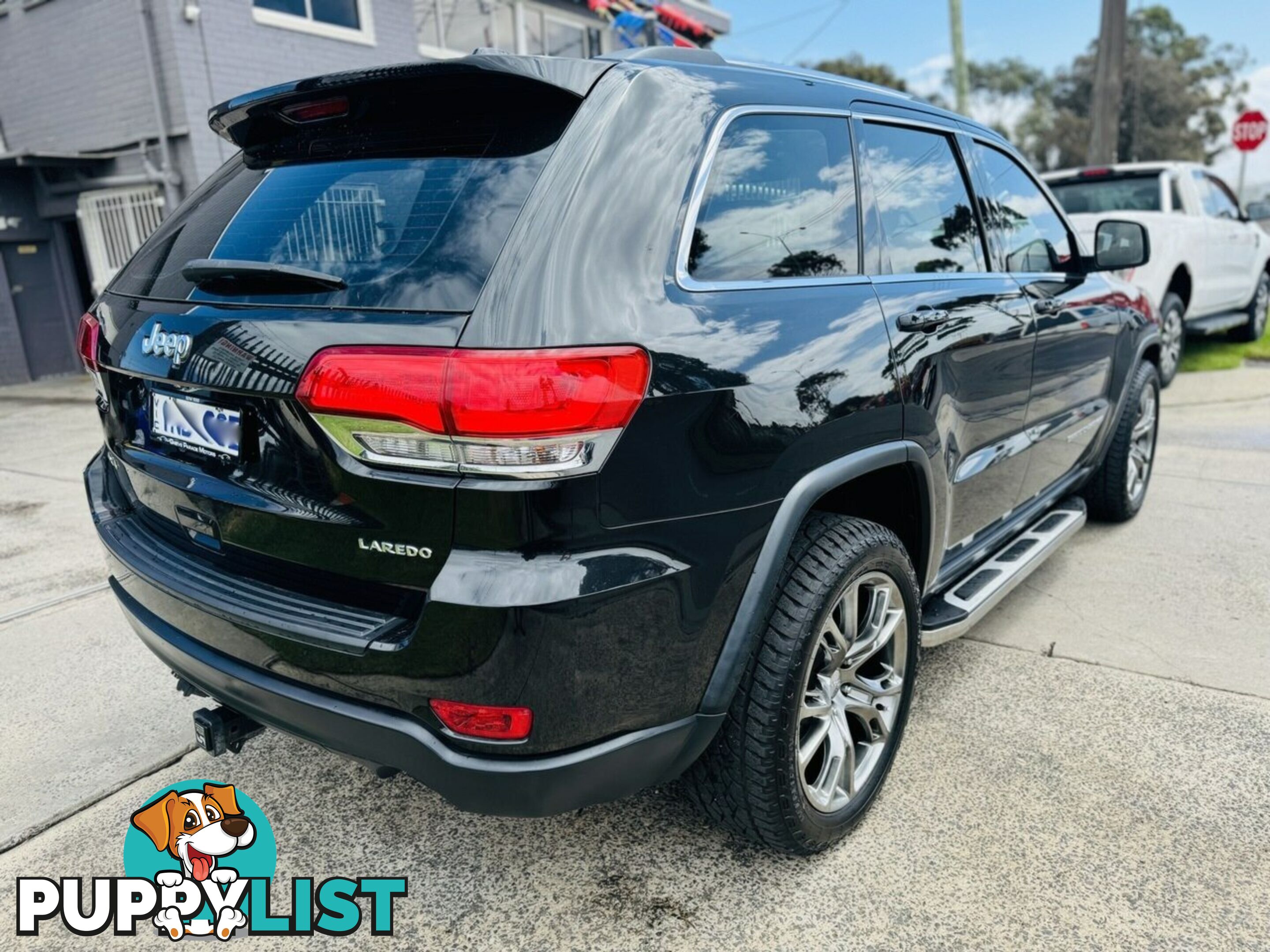 2013 Jeep Grand Cherokee Laredo (4x4) WK MY14 Wagon